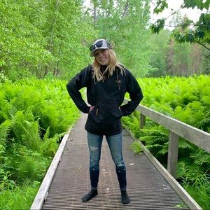 Meet your Posher, Alexys